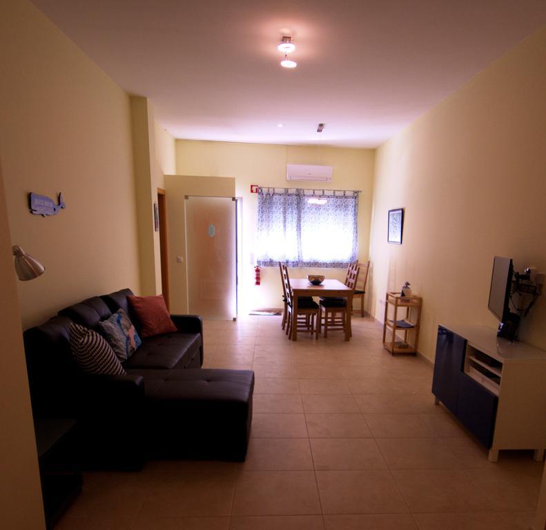 Apartamentos Plaza - Αλμπουφέιρα Δωμάτιο φωτογραφία