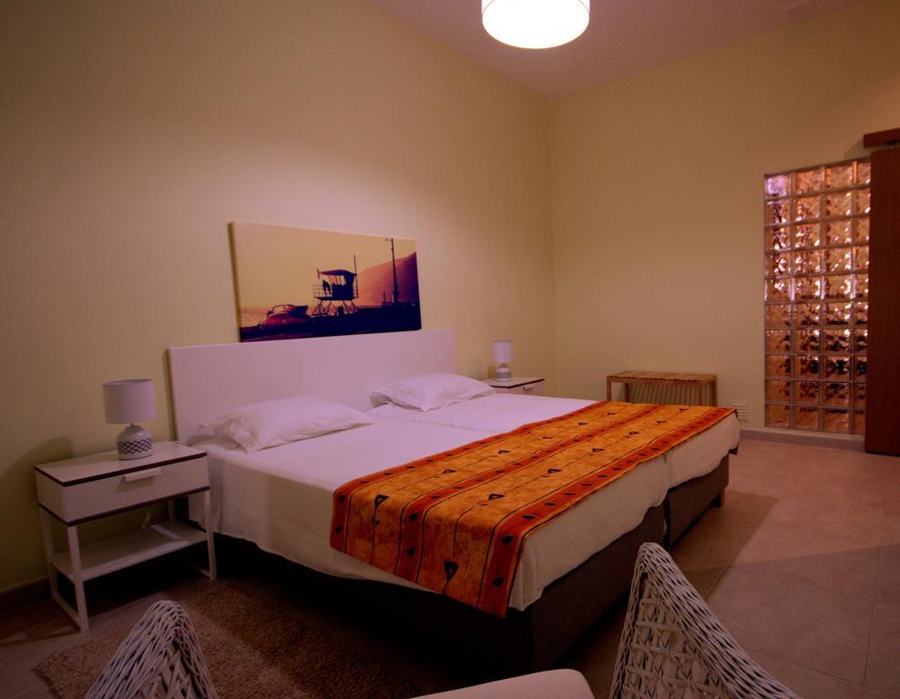 Apartamentos Plaza - Αλμπουφέιρα Δωμάτιο φωτογραφία